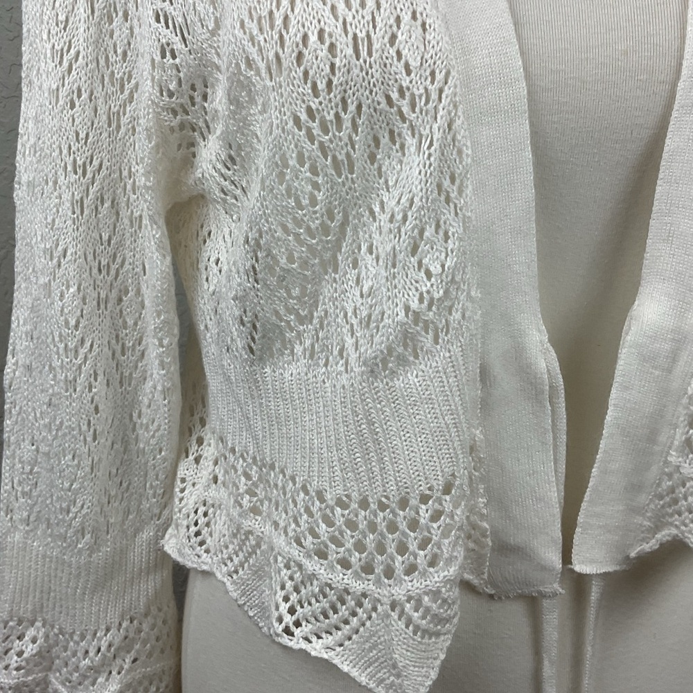 Sweet Kizz Lightweight Crochet Tie Front Cardigan Crop Top Ruffle Romantic - Picture 4 of 8